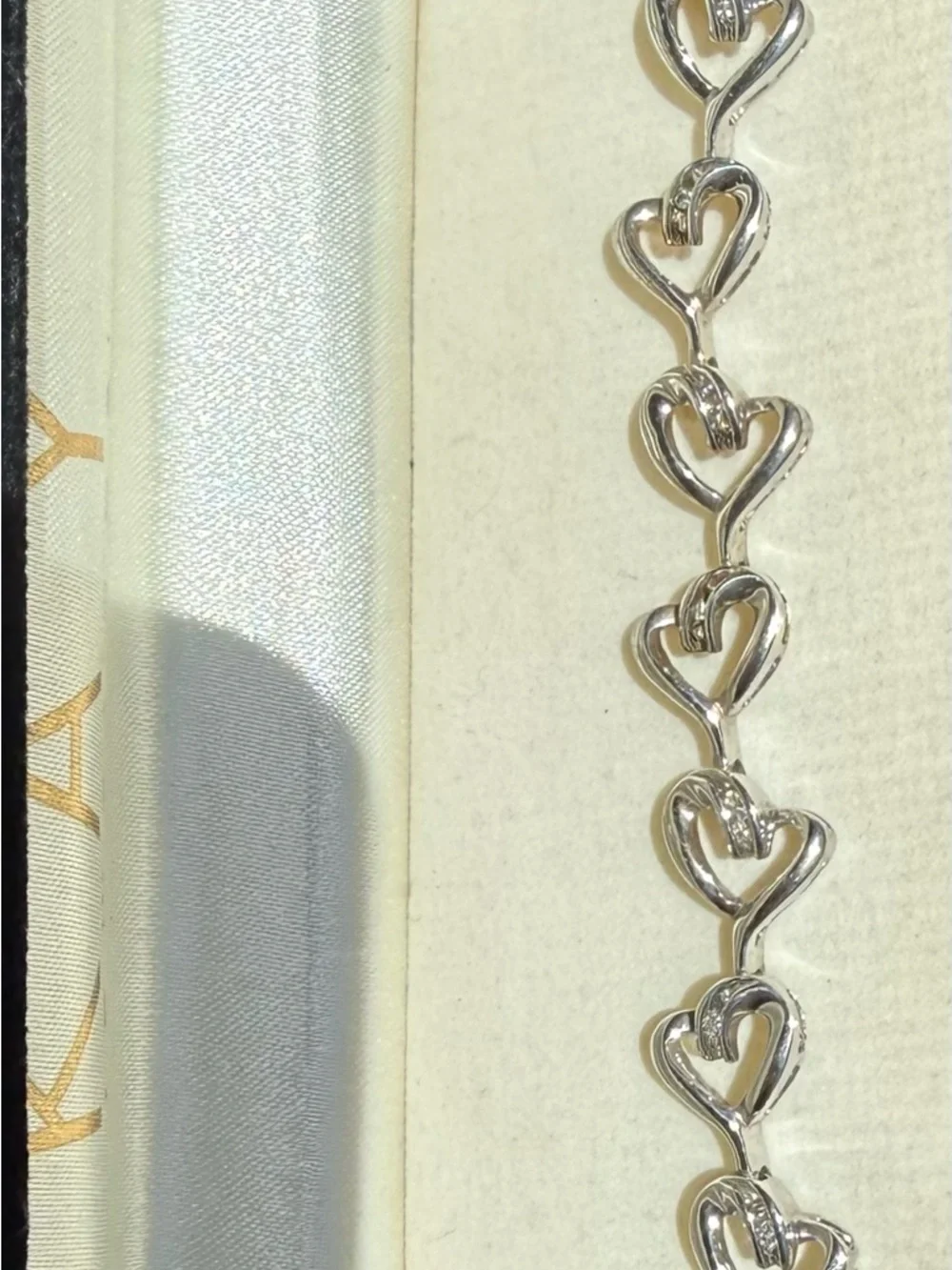 Diamond Heart Link Bracelet - Women Jewelry - Picture 3 of 6
